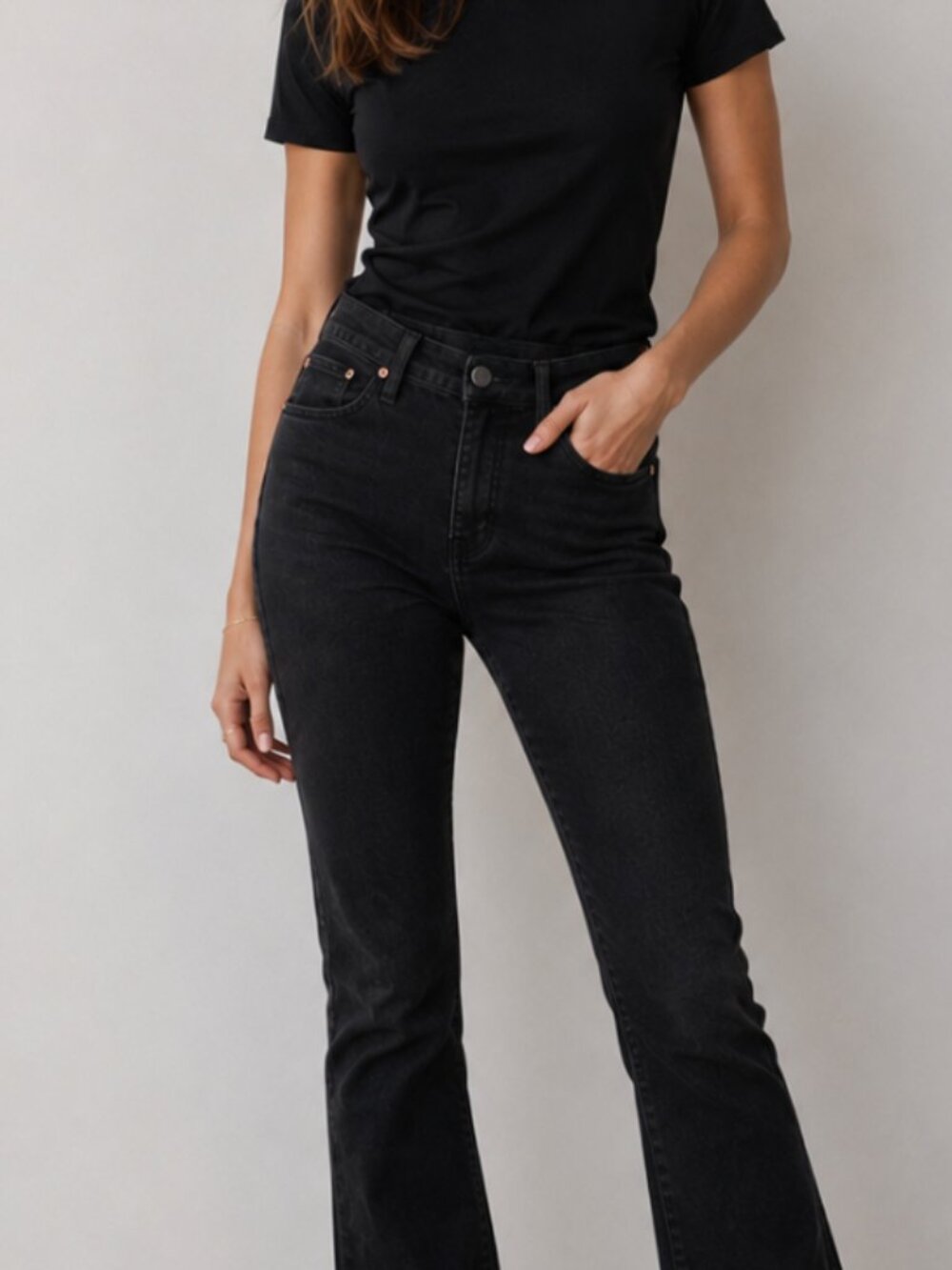 Hudson Women's Blair High-Rise Bootcut Crop Off Black Capsule Size 24